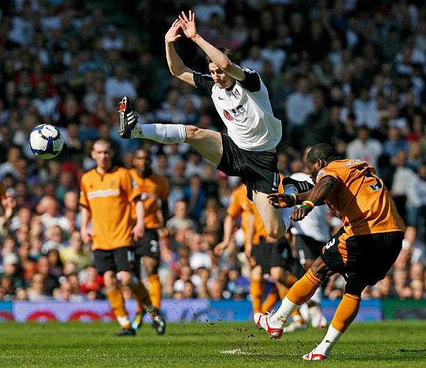 虽然年轻人 虽然年轻人