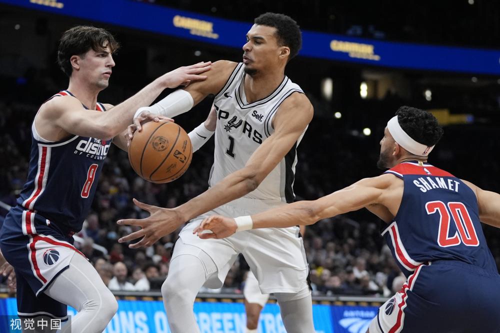 郑钦文与萨 郑钦文与萨