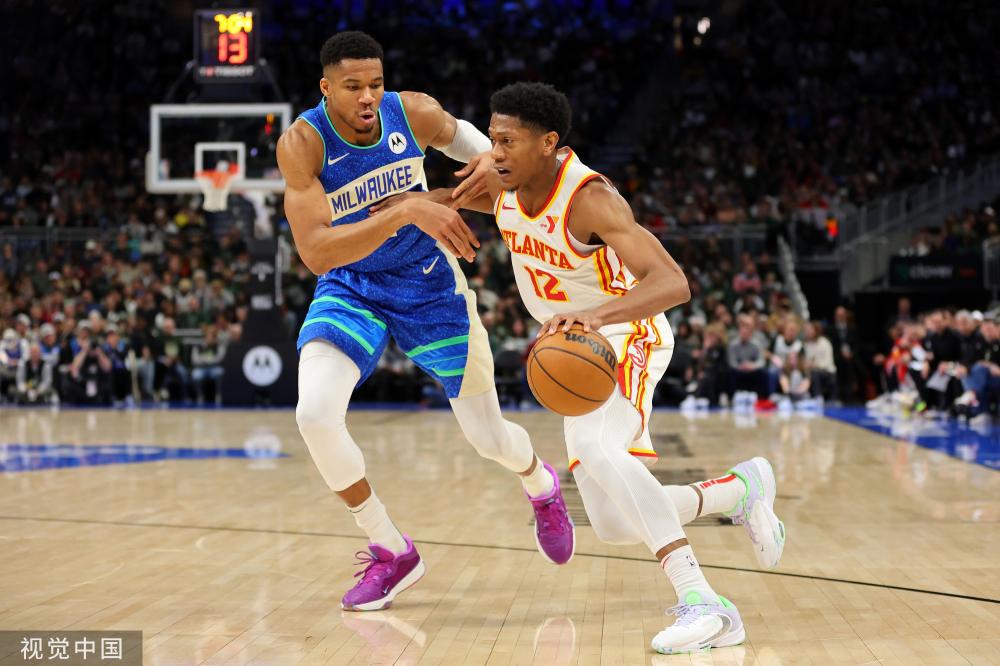 其中两次在 其中两次在