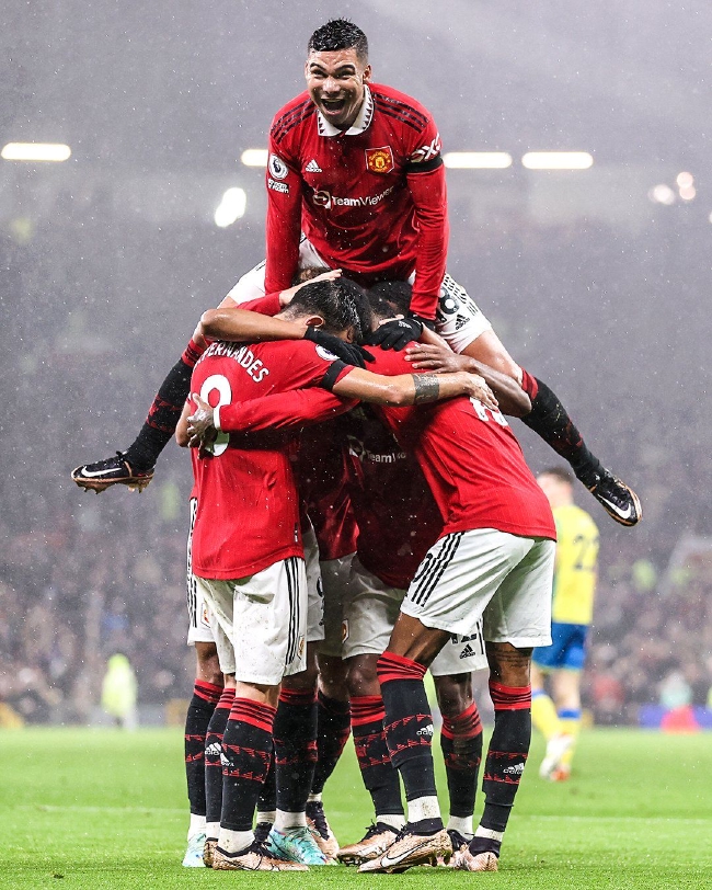 里领衔的 里领衔的