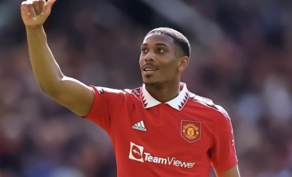 球队士气低 球队士气低